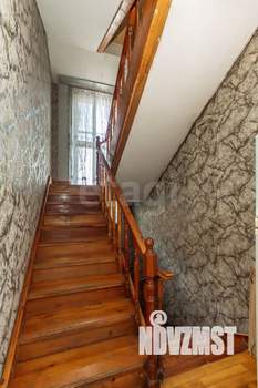 Дом 262м², 3-этажный, участок 3 сот.  