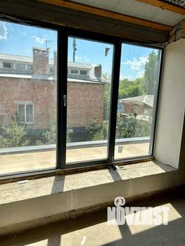 Дом 270м&sup2;, 2-этажный, участок 4 сот.  