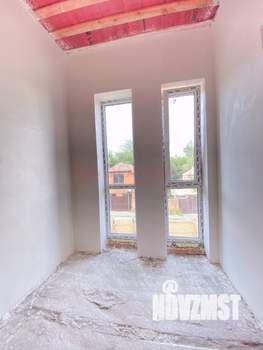 Дом 204м², 2-этажный, участок 3 сот.  