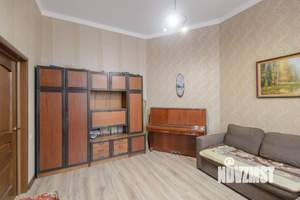 Дом 379м², 3-этажный, участок 4 сот.  