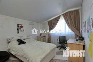 Дом 230м&sup2;, 2-этажный, участок 6 сот.  