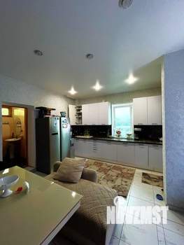 Дом 200м&sup2;, 3-этажный, участок 6 сот.  