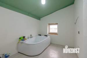 Дом 295м², 3-этажный, участок 3 сот.  