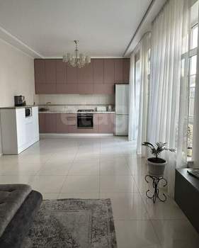 Дом 142м&sup2;, 2-этажный, участок 3 сот.  