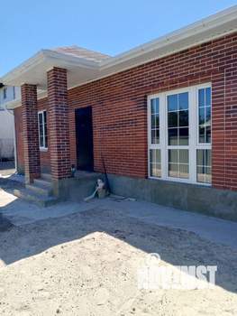 Дом 122м&sup2;, 1-этажный, участок 4 сот.  