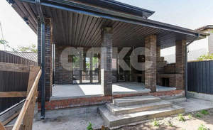 Дом 220м², 3-этажный, участок 4 сот.  