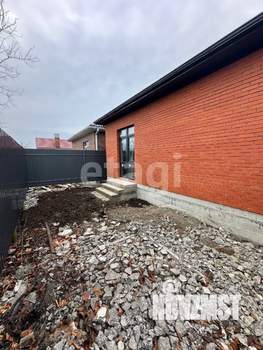 Дом 100м&sup2;, 1-этажный, участок 3 сот.  