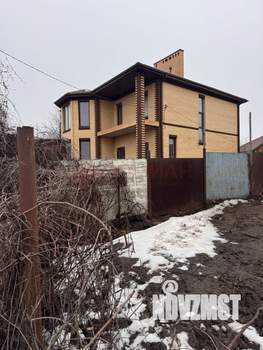 Дом 180м&sup2;, 2-этажный, участок 6 сот.  