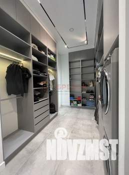 Дом 250м&sup2;, 2-этажный, участок 6 сот.  