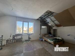 Дом 198м&sup2;, 2-этажный, участок 4 сот.  