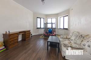 Дом 140м², 2-этажный, участок 3 сот.  