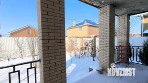 Дом 235м&sup2;, 2-этажный, участок 6 сот.  