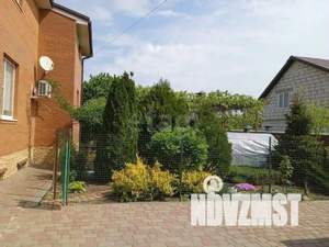 Дом 323м², 3-этажный, участок 10 сот.  