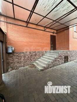 Дом 202м&sup2;, 2-этажный, участок 2 сот.  