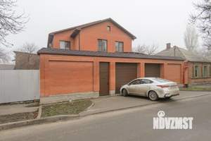 Дом 380м², 3-этажный, участок 5 сот.  