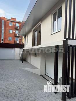 Дом 320м², 2-этажный, участок 3 сот.  