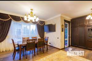 Дом 312м², 2-этажный, участок 7 сот.  