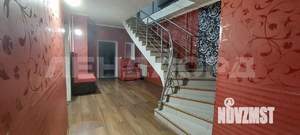 Дом 220м&sup2;, 2-этажный, участок 4 сот.  