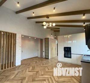 Дом 130м&sup2;, 1-этажный, участок 5 сот.  