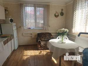 Дом 280м², 3-этажный, участок 6 сот.  