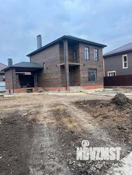 Дом 205м&sup2;, 2-этажный, участок 6 сот.  