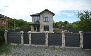 Дом 175м², 2-этажный, участок 61 сот.  