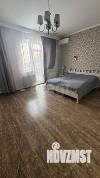 Дом 250м², 3-этажный, участок 2 сот.  