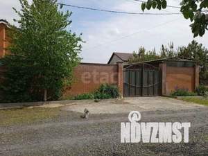 Дом 323м², 3-этажный, участок 10 сот.  