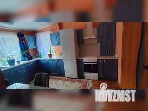 Коттедж 156м&sup2;, 2-этажный, участок 6 сот.  