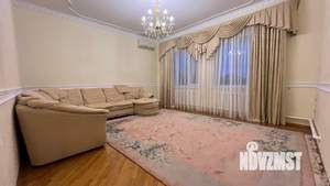 Дом 240м², 2-этажный, участок 5 сот.  