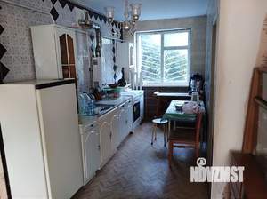 Дом 250м², 3-этажный, участок 5 сот.  