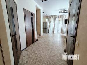 Дом 120м&sup2;, 2-этажный, участок 3 сот.  