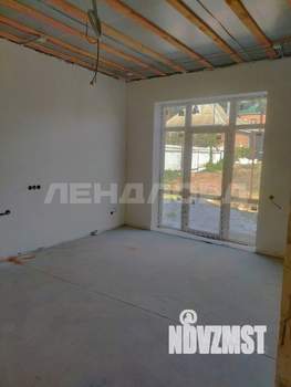 Дом 102м&sup2;, 1-этажный, участок 3 сот.  