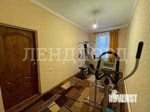 Дом 224м&sup2;, 2-этажный, участок 5 сот.  