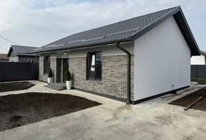 Дом 80м&sup2;, 1-этажный, участок 4 сот.  