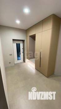 Дом 114м², 1-этажный, участок 6 сот.  