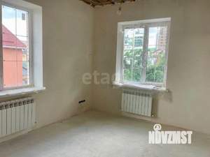 Дом 256м&sup2;, 3-этажный, участок 2 сот.  