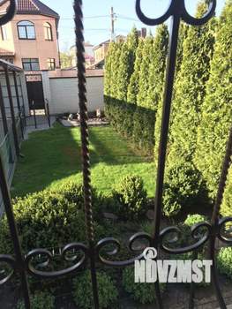 Дом 140м&sup2;, 2-этажный, участок 3 сот.  