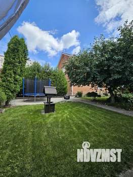 Дом 194м&sup2;, 2-этажный, участок 6 сот.  