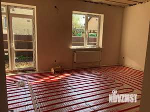 Дом 100м&sup2;, 1-этажный, участок 3 сот.  