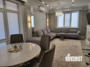 Дом 200м&sup2;, 2-этажный, участок 5000 сот.  