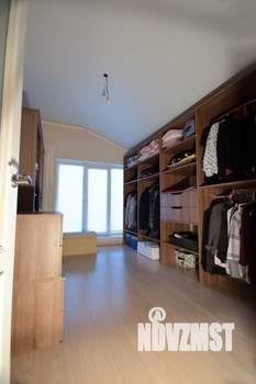 Дом 150м², 2-этажный, участок 3 сот.  
