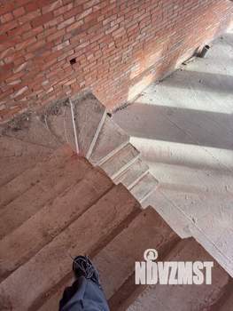 Дом 190м&sup2;, 1-этажный, участок 3 сот.  