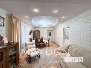 Дом 280м&sup2;, 2-этажный, участок 3 сот.  