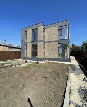 Дом 213м&sup2;, 2-этажный, участок 5 сот.  