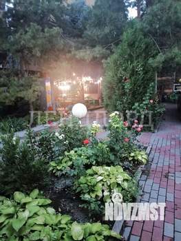 Дом 305м&sup2;, 2-этажный, участок 5 сот.  