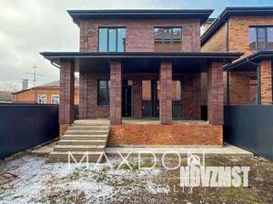 Дом 145м&sup2;, 2-этажный, участок 3 сот.  