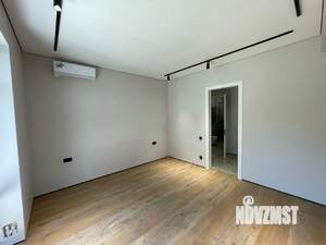 Коттедж 250м², 2-этажный, участок 4 сот.  