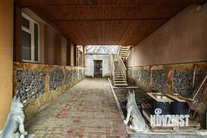 Дом 500м&sup2;, 2-этажный, участок 7 сот.  