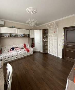 Дом 150м&sup2;, 2-этажный, участок 3 сот.  